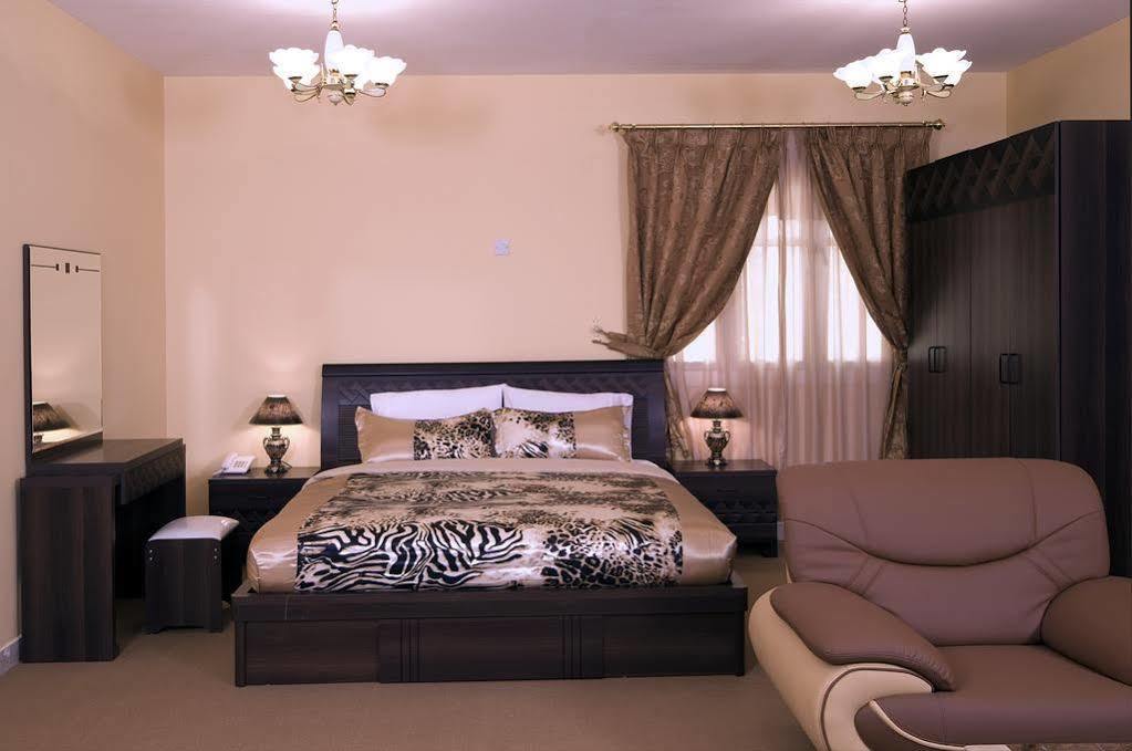 Tiger Home Hotel Apartments Maskat Zewnętrze zdjęcie
