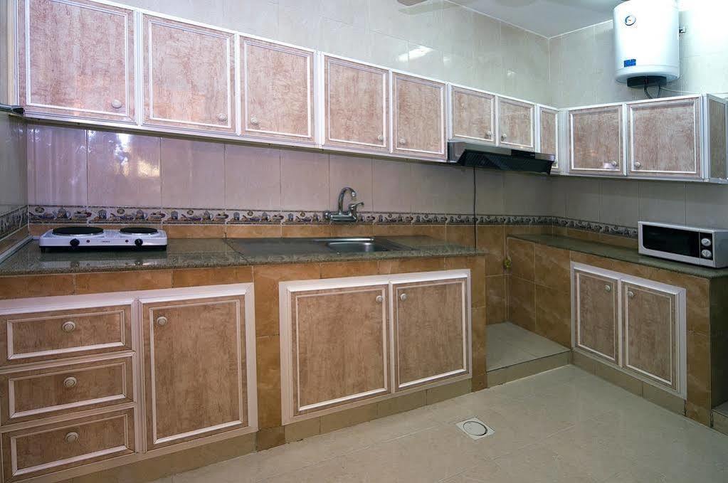 Tiger Home Hotel Apartments Maskat Zewnętrze zdjęcie