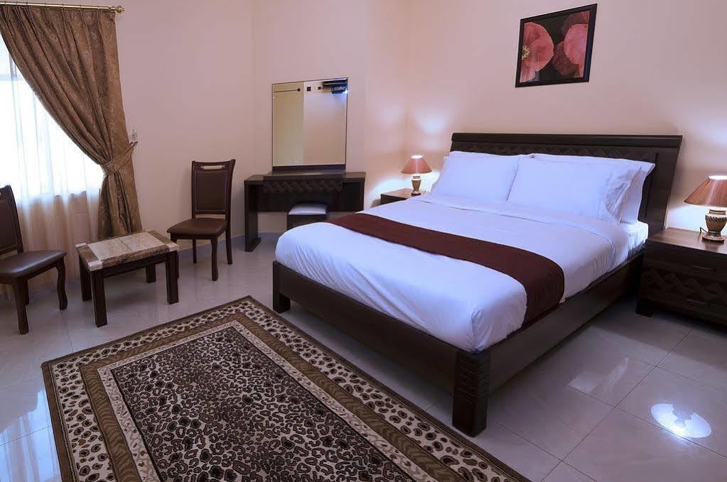 Tiger Home Hotel Apartments Maskat Zewnętrze zdjęcie