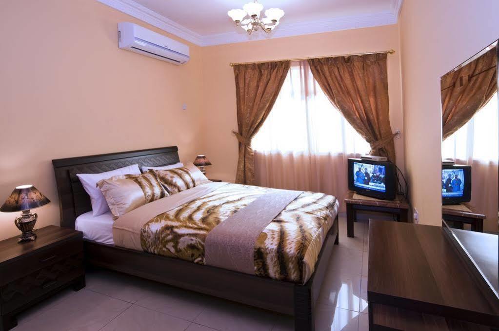 Tiger Home Hotel Apartments Maskat Zewnętrze zdjęcie