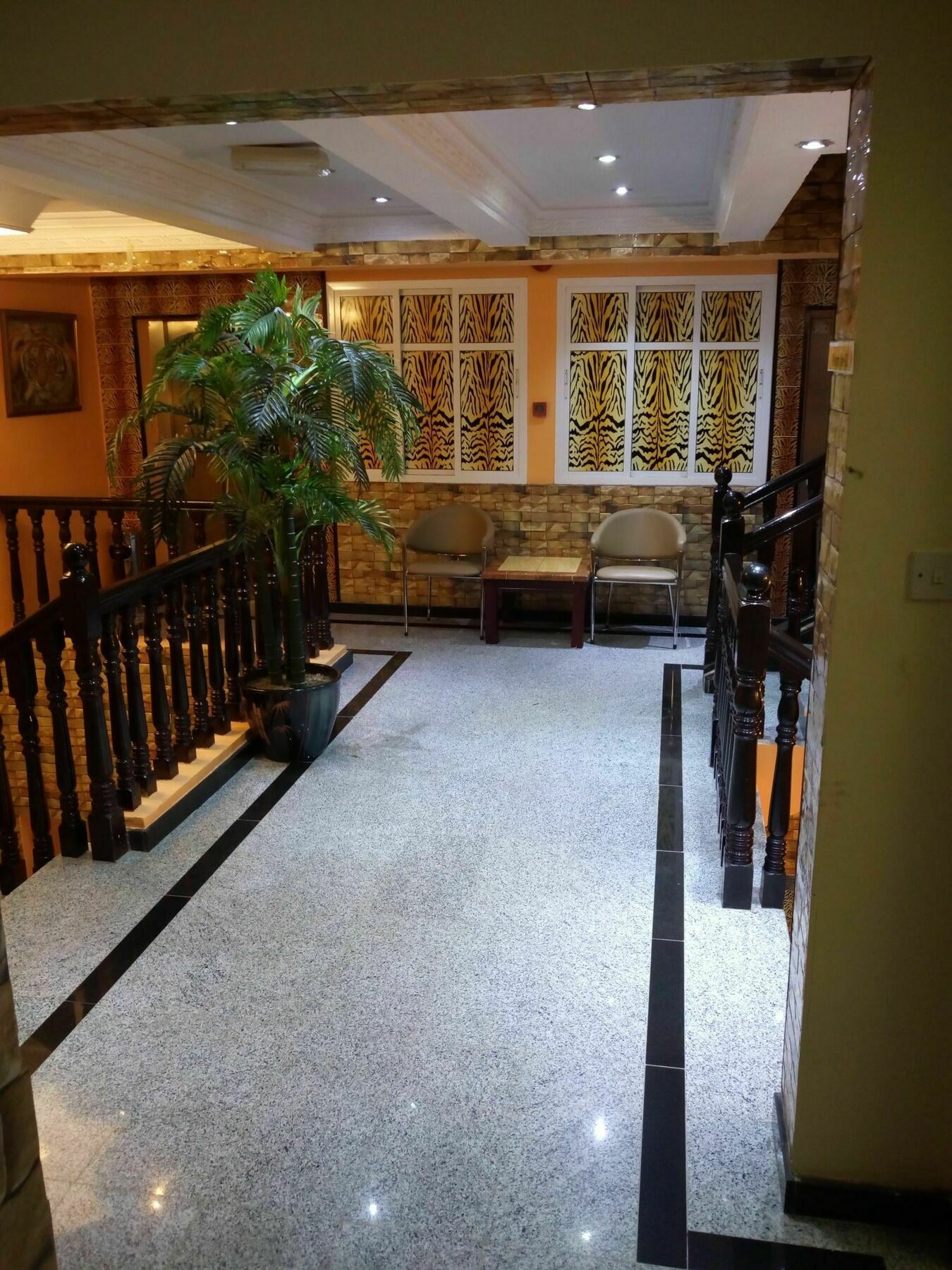 Tiger Home Hotel Apartments Maskat Zewnętrze zdjęcie